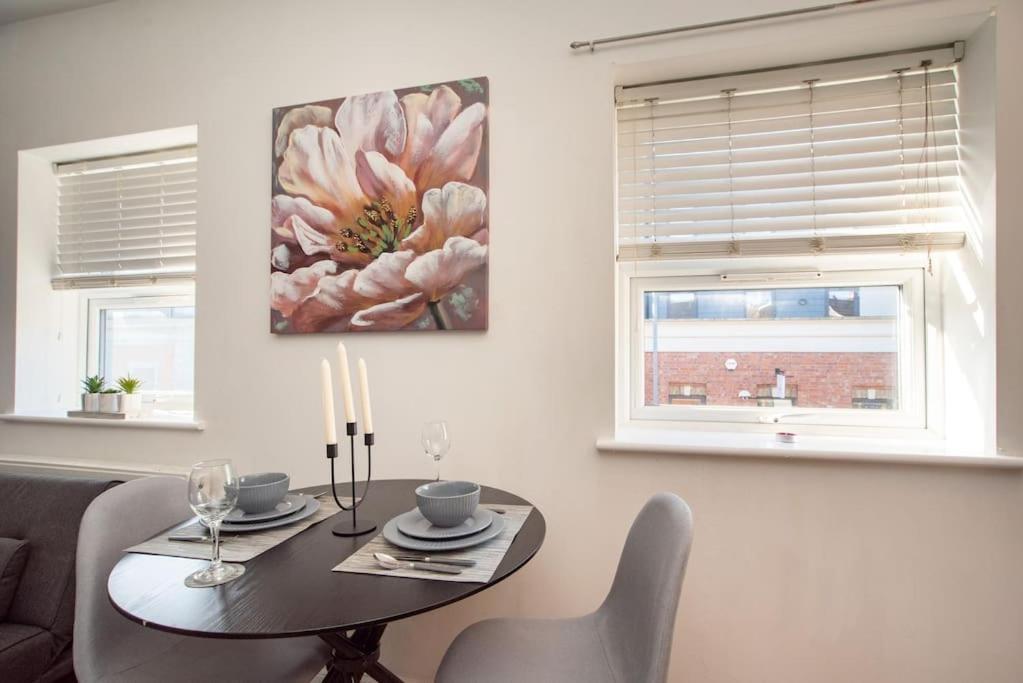 Watford Central Serviced Apartments 2 Екстер'єр фото