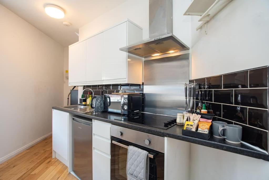 Watford Central Serviced Apartments 2 Екстер'єр фото