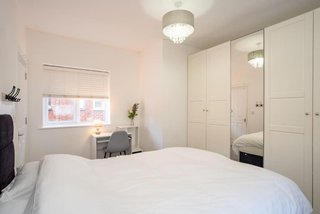 Watford Central Serviced Apartments 2 Екстер'єр фото